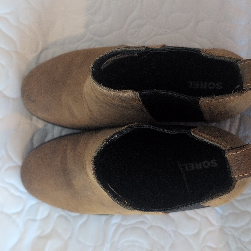 Sorel boots - Picture 7 of 7